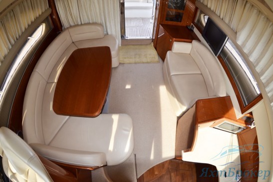 Яхта Galeon аренда Яхта Galeon аренда