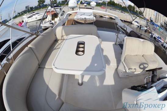 Яхта Galeon аренда