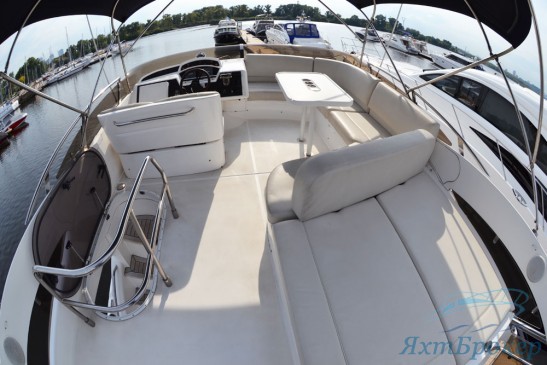 Яхта Galeon аренда